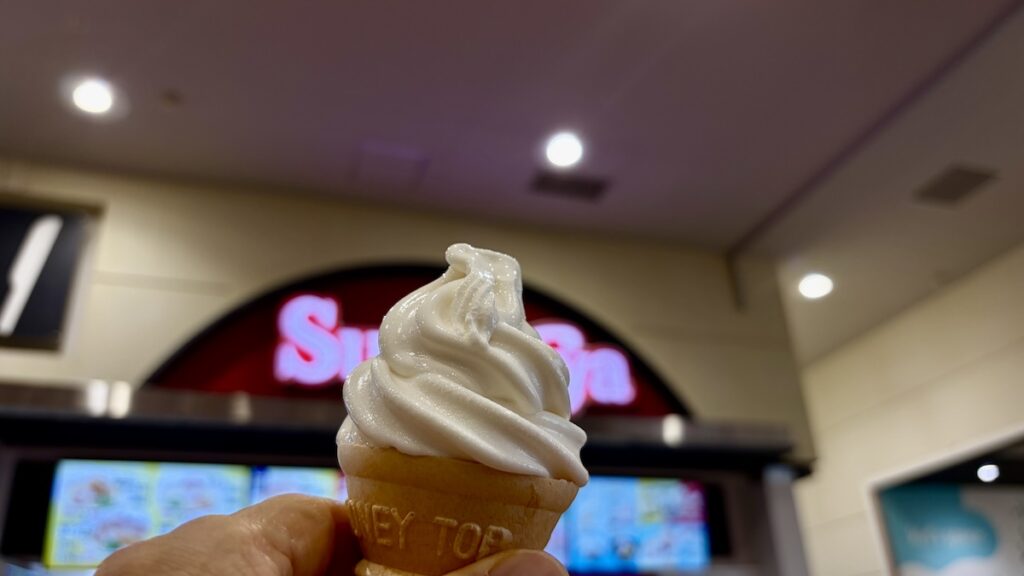 スガキヤのソフトクリーム