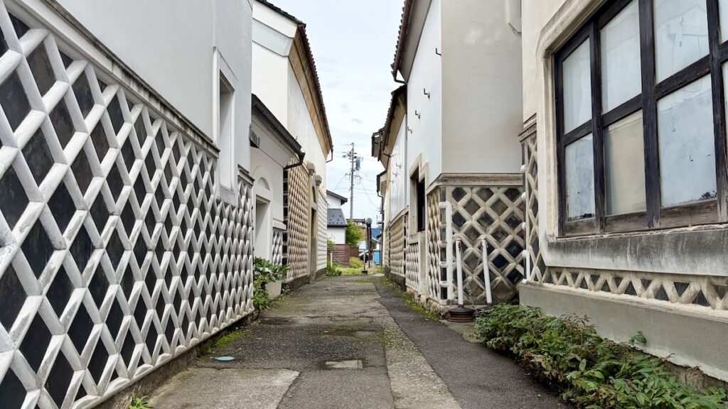 路地裏